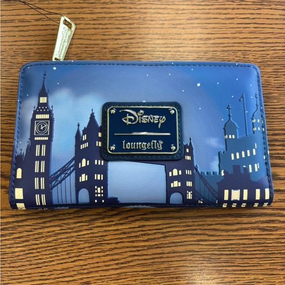 Loungefly Disney Peter Pan Second Star Flap Wallet. NWT - Picture 2 of 7